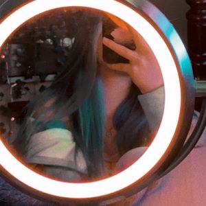 Meet your Posher, Genesis